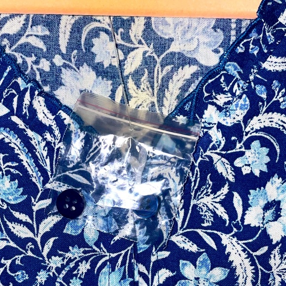 Blair NWT Medium Blue Floral Dress - Picture 3 of 5